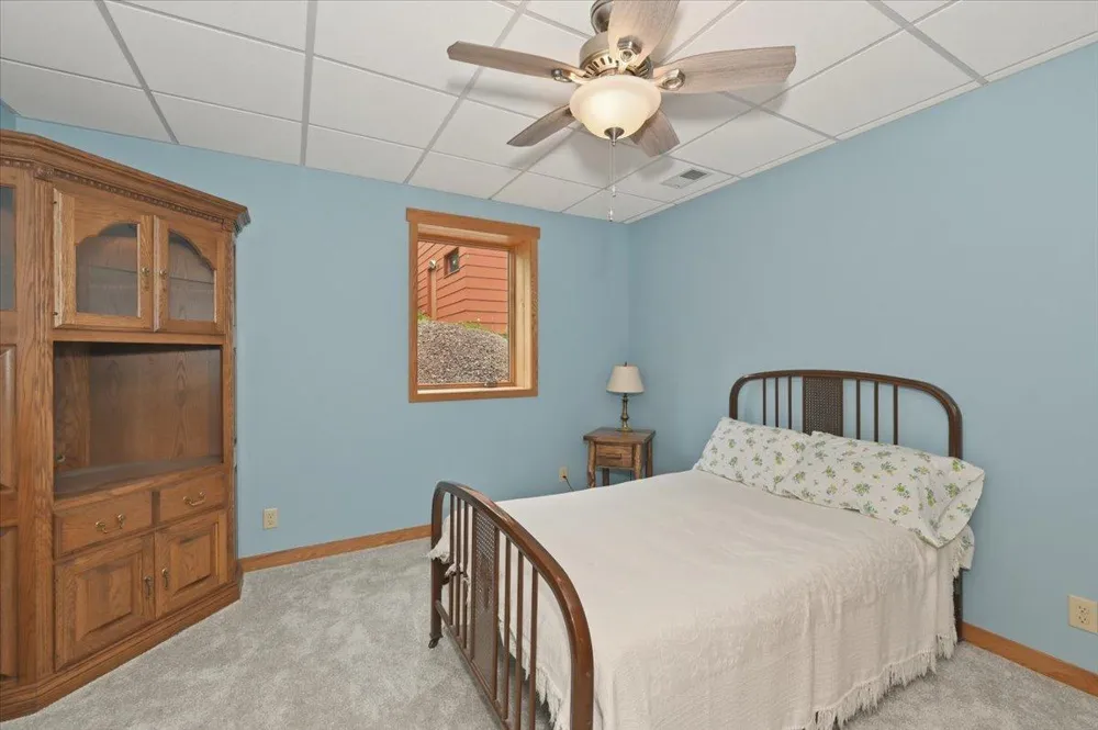 828 Slater Drive Beaver Bay, MN 55614