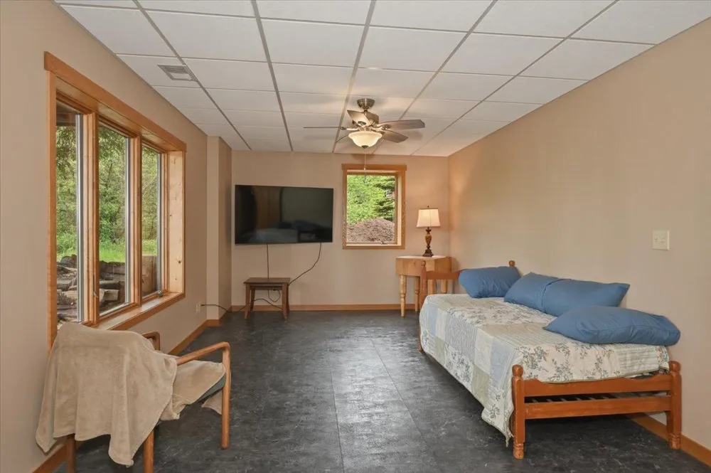 828 Slater Drive Beaver Bay, MN 55614