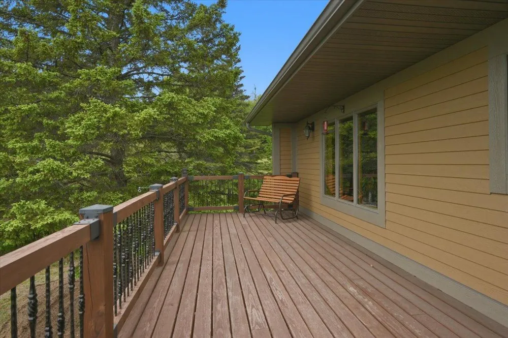 828 Slater Drive Beaver Bay, MN 55614