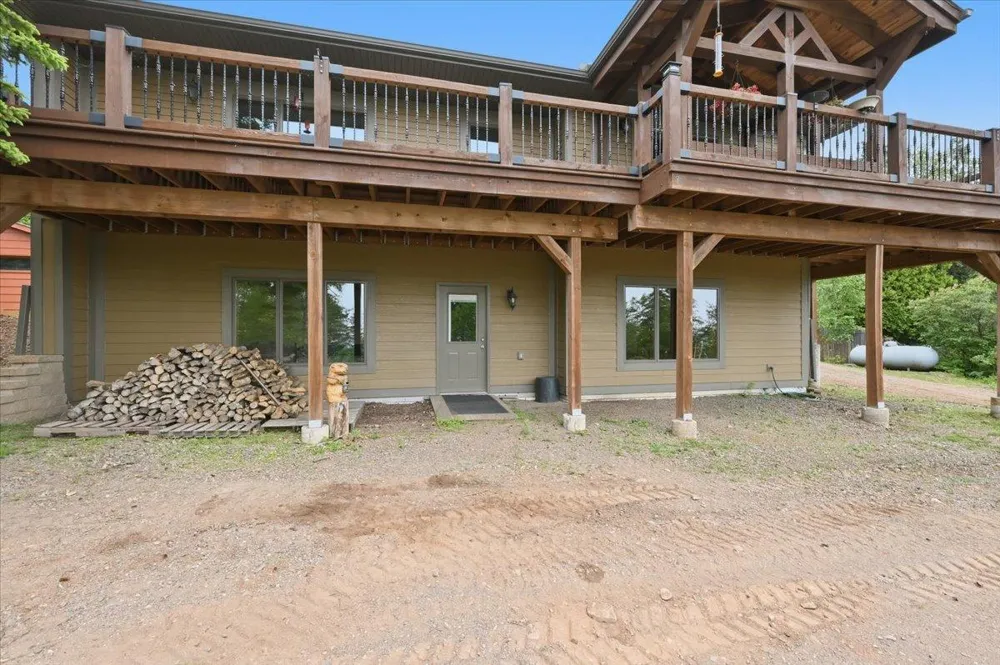 828 Slater Drive Beaver Bay, MN 55614