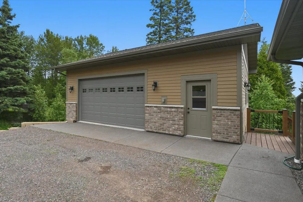 828 Slater Drive Beaver Bay, MN 55614