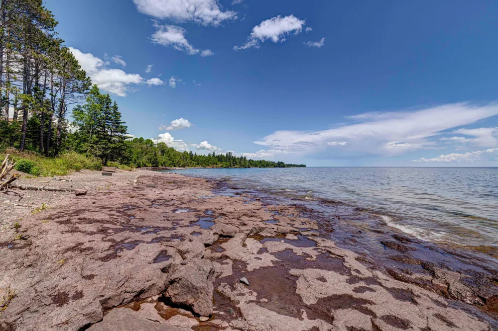 2826 Highway 61 #410A Two Harbors, MN 55616