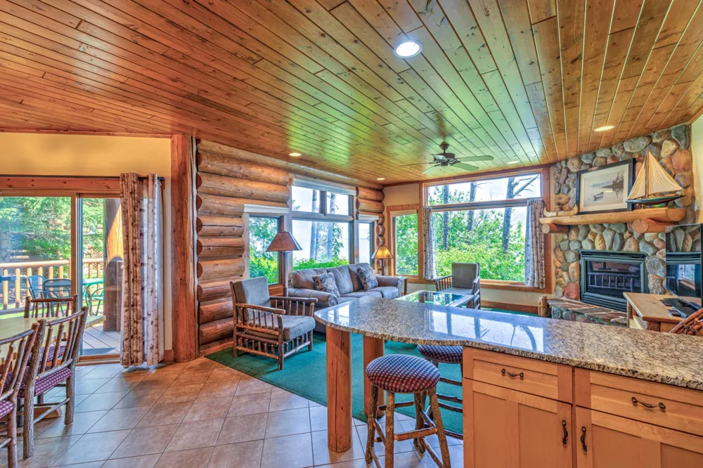 2826 Highway 61 #410A Two Harbors, MN 55616