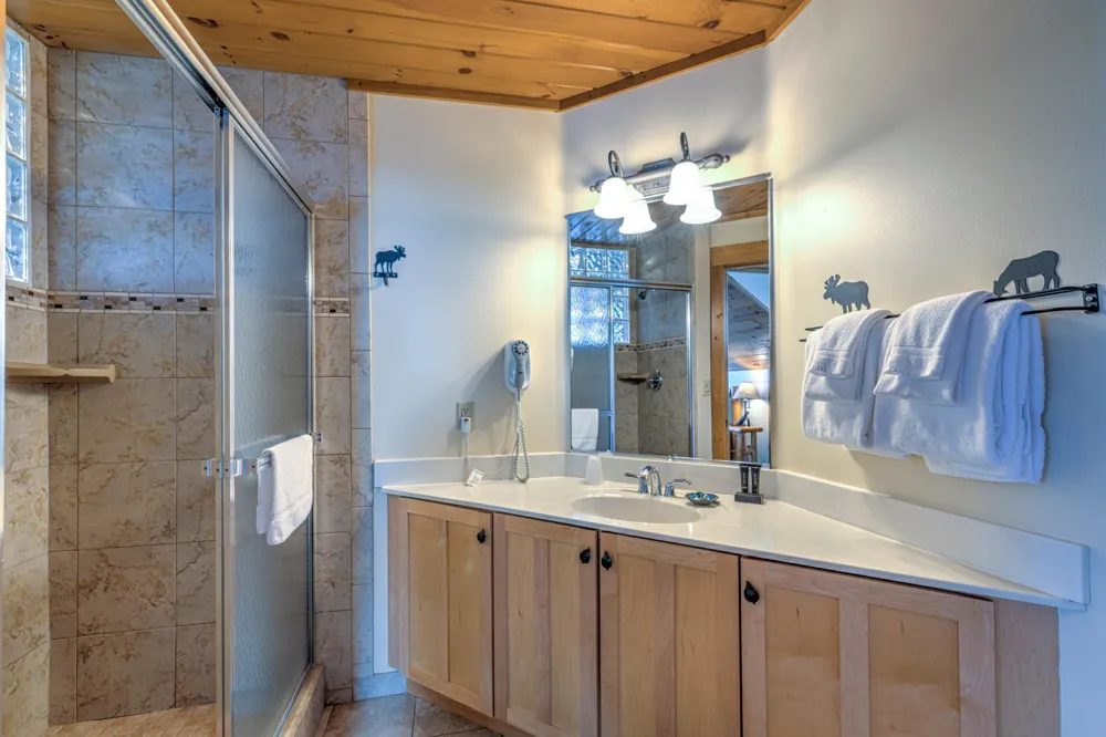 2826 Highway 61 #410A Two Harbors, MN 55616