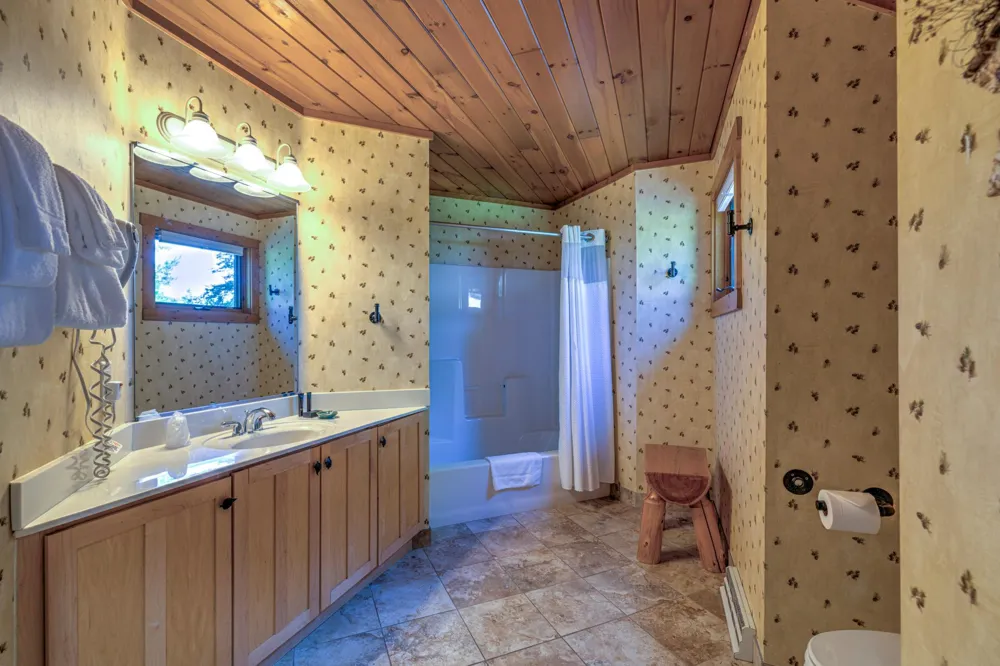 2826 Highway 61 #410A Two Harbors, MN 55616