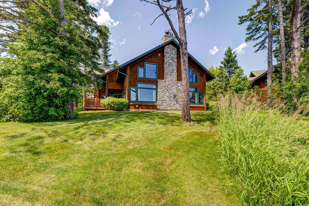 2826 Highway 61 #410A Two Harbors, MN 55616