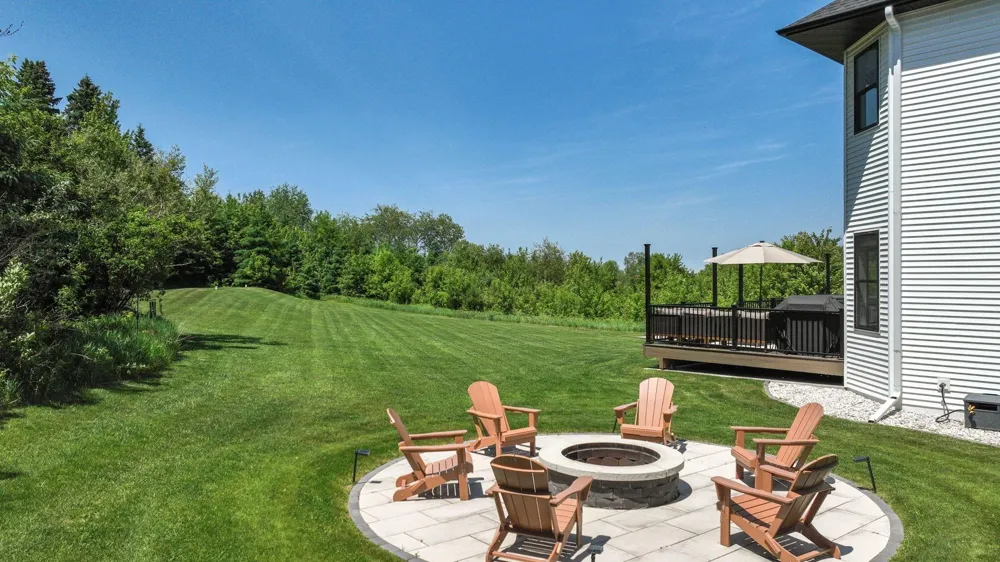 S8908 Chestnut Road Eau Claire, WI 54701