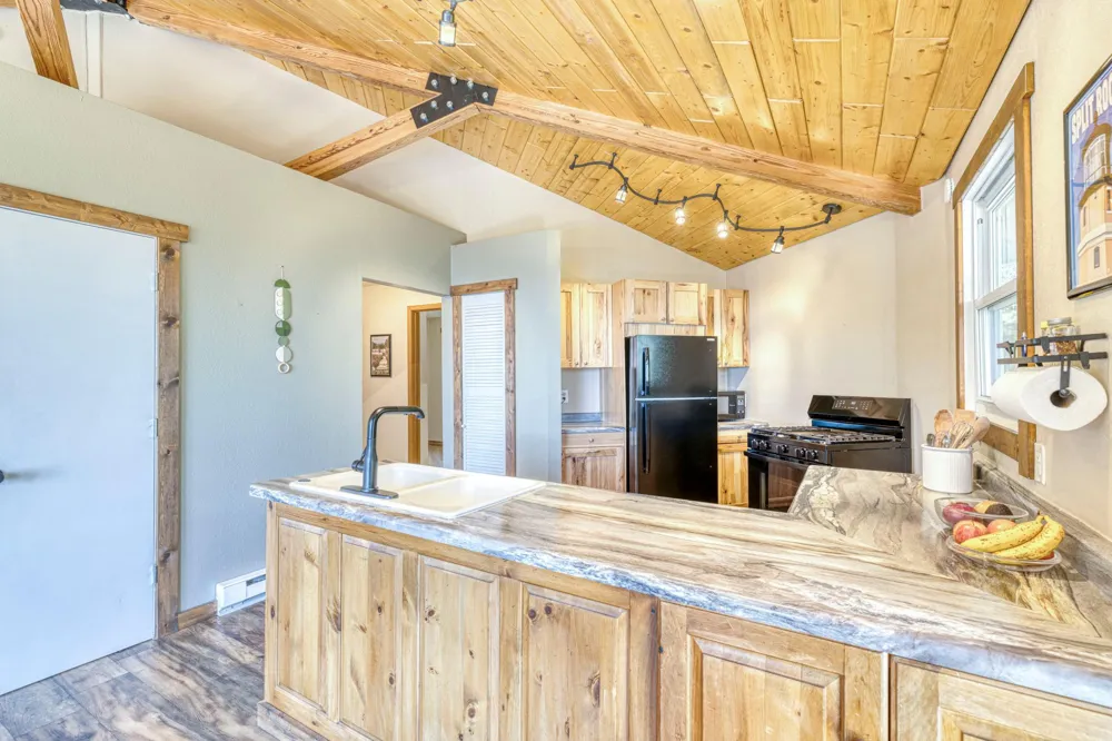 4155 Liberty Road Two Harbors, MN 55616