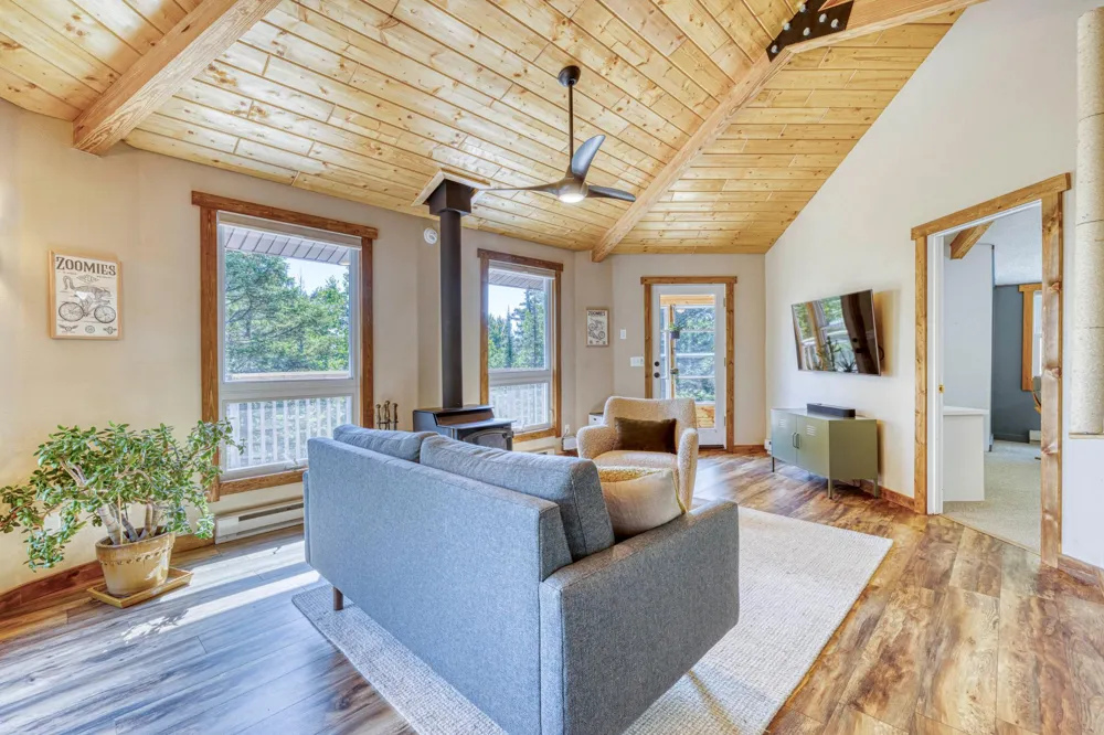 4155 Liberty Road Two Harbors, MN 55616