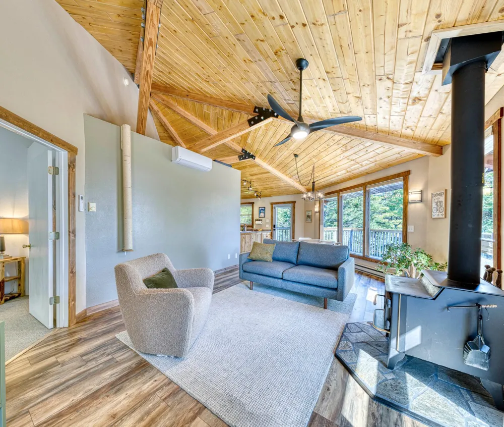 4155 Liberty Road Two Harbors, MN 55616