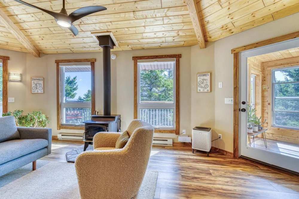 4155 Liberty Road Two Harbors, MN 55616