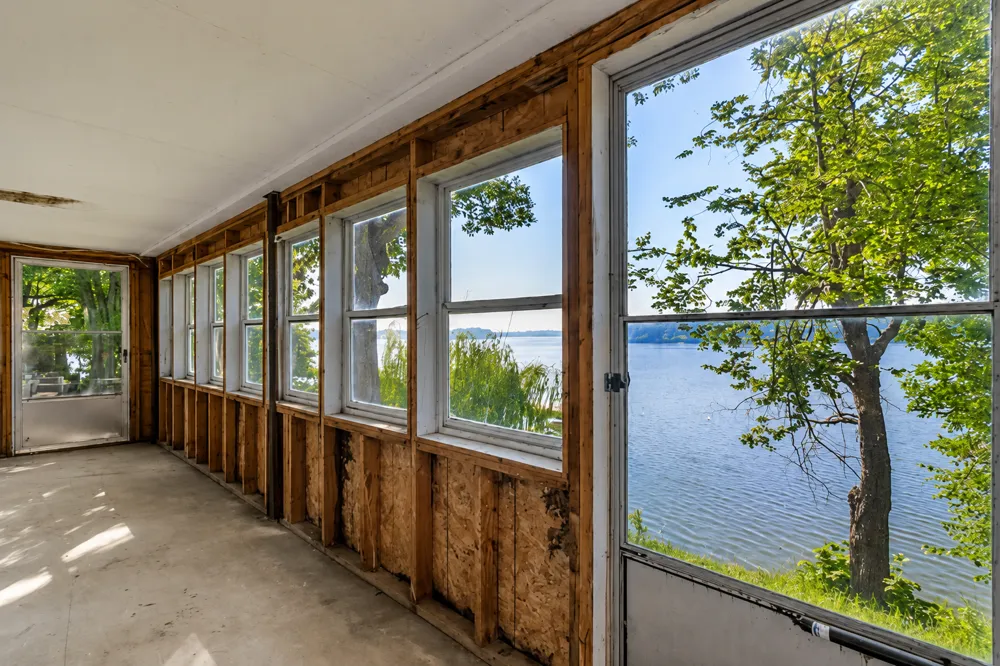 46167 Jefferson Lake Drive Cleveland, MN 56017