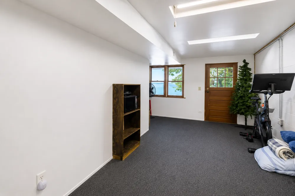 46167 Jefferson Lake Drive Cleveland, MN 56017