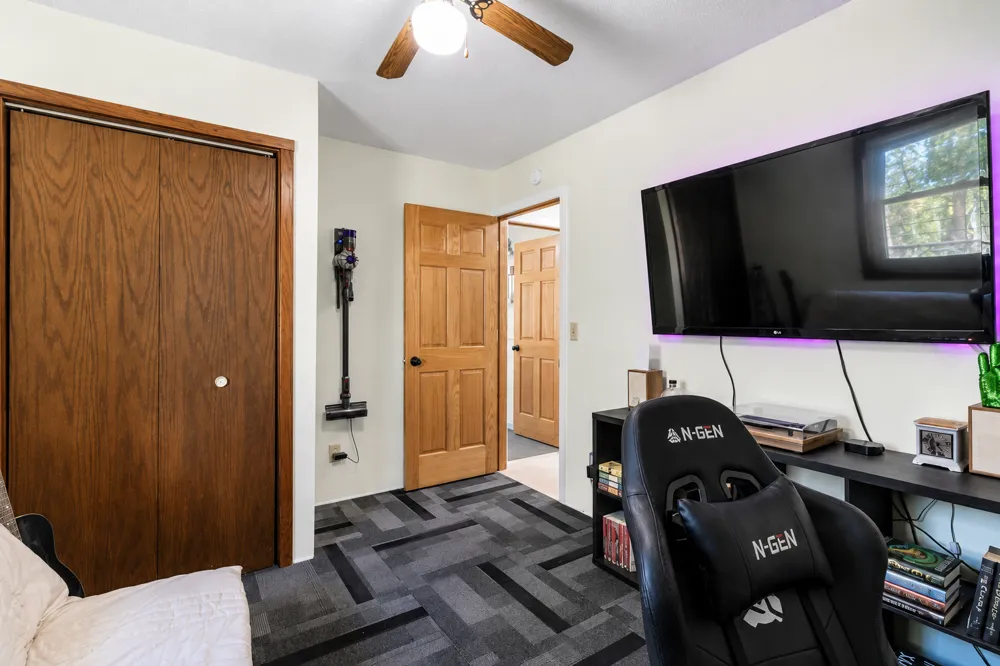 46167 Jefferson Lake Drive Cleveland, MN 56017