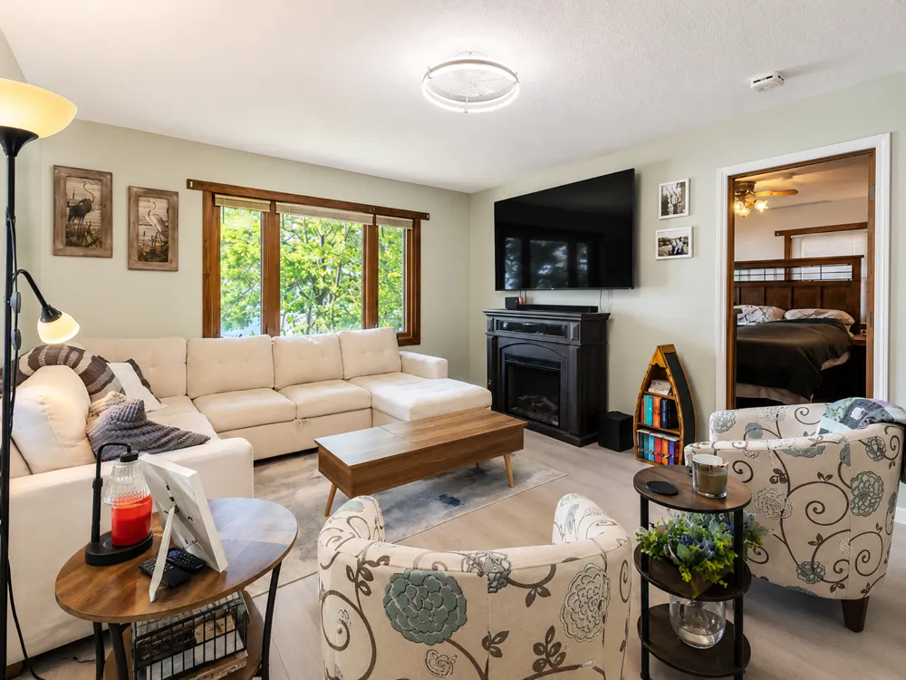 46167 Jefferson Lake Drive Cleveland, MN 56017