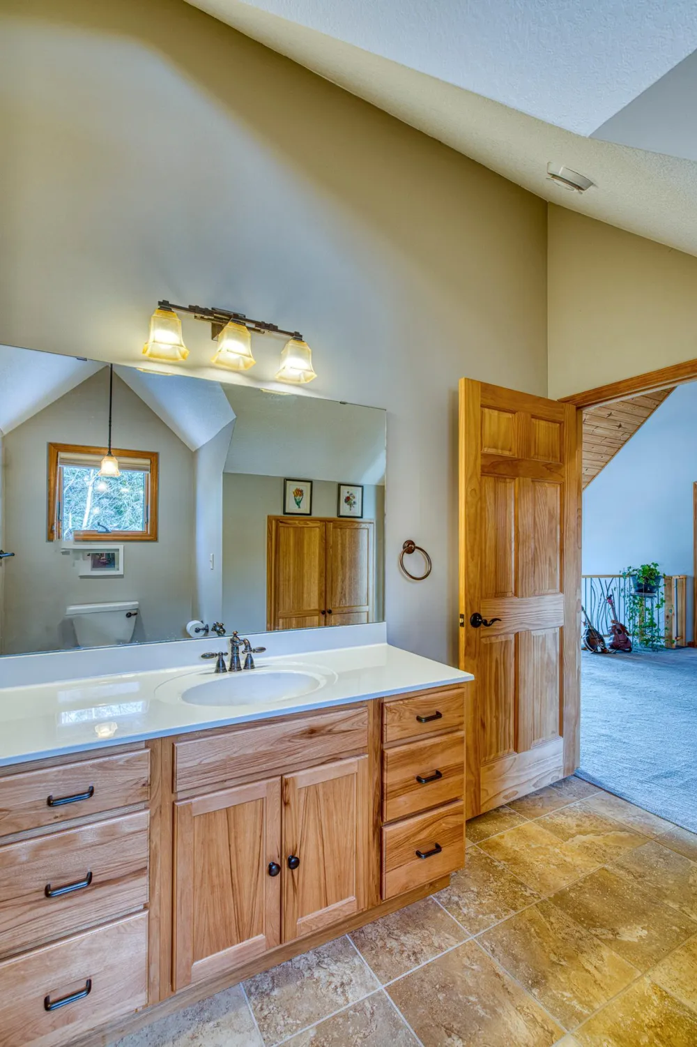 2472 Cliff View Circle Two Harbors, MN 55616