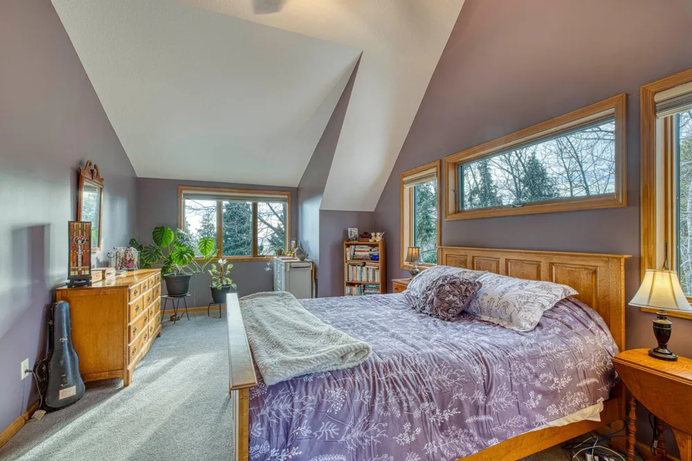2472 Cliff View Circle Two Harbors, MN 55616