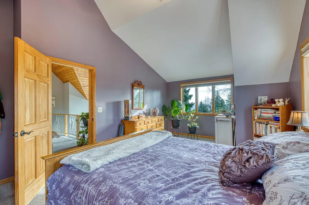 2472 Cliff View Circle Two Harbors, MN 55616