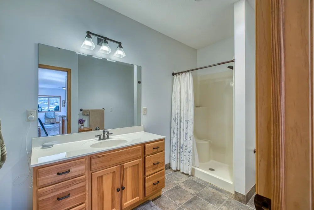 2472 Cliff View Circle Two Harbors, MN 55616