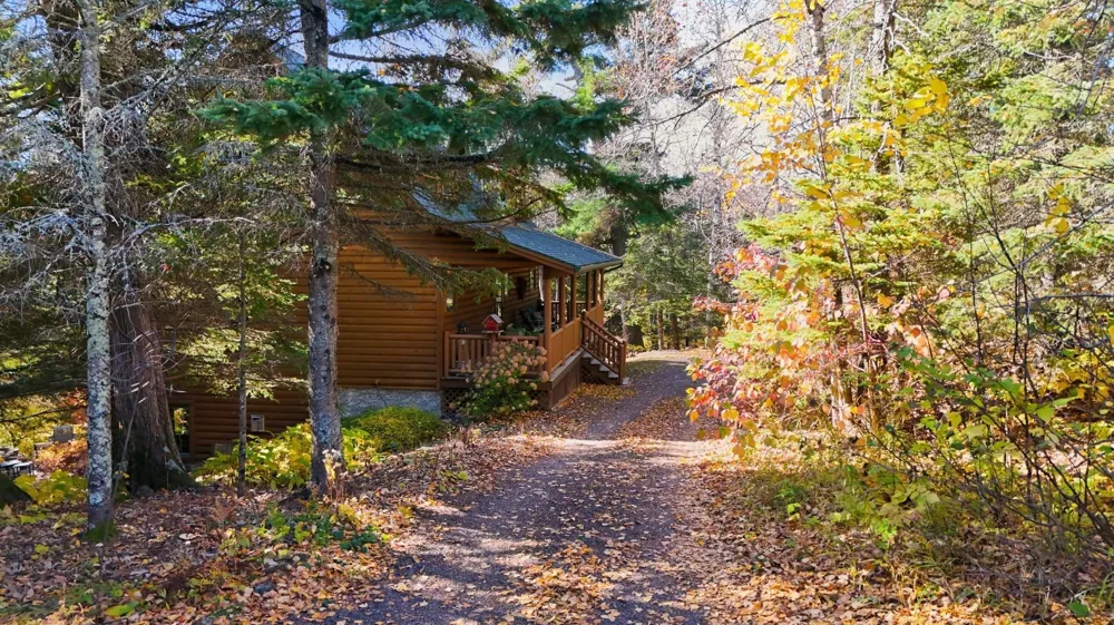 2472 Cliff View Circle Two Harbors, MN 55616