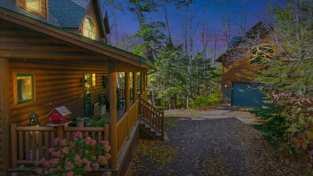 2472 Cliff View Circle Two Harbors, MN 55616