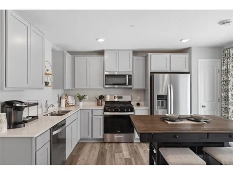 13743 Victoria Meadows Court