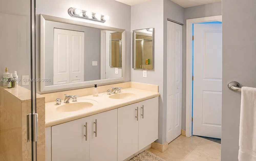 7900 Harbor Island Dr #705 North Bay Village, FL 33141