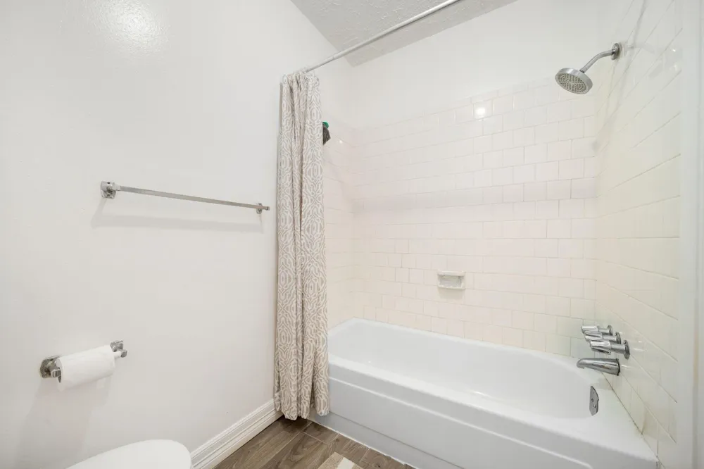 7272 Crownwest Street #7272 Houston, TX 77072