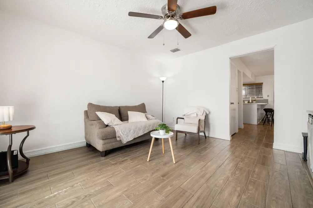 7272 Crownwest Street #7272 Houston, TX 77072