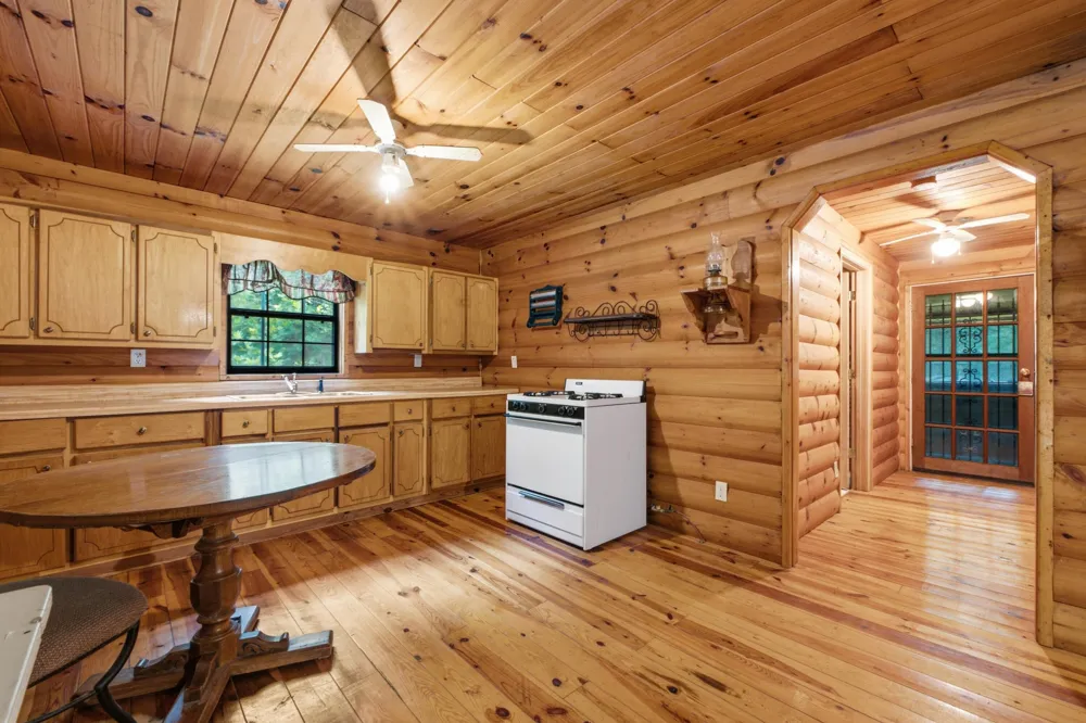 2 Dog Hollow Road Reliance, TN 37369