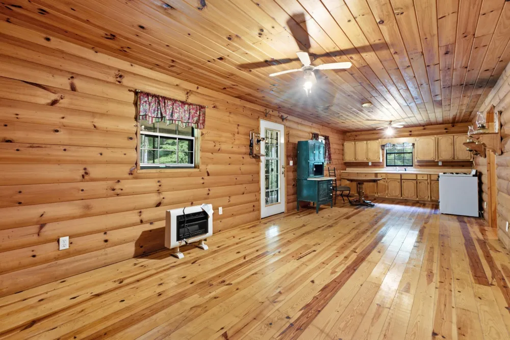 2 Dog Hollow Road Reliance, TN 37369