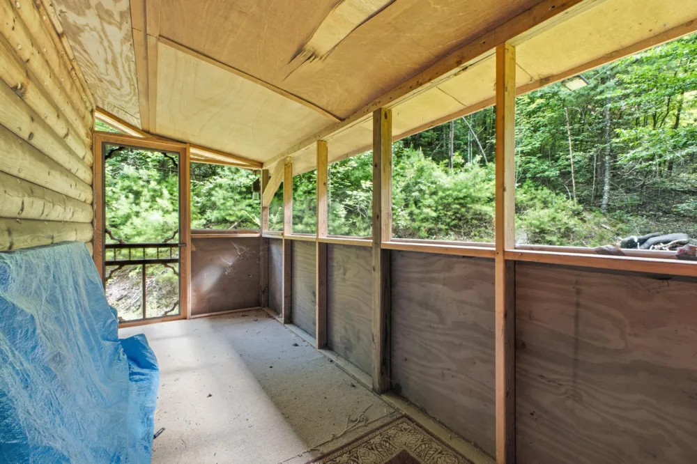2 Dog Hollow Road Reliance, TN 37369