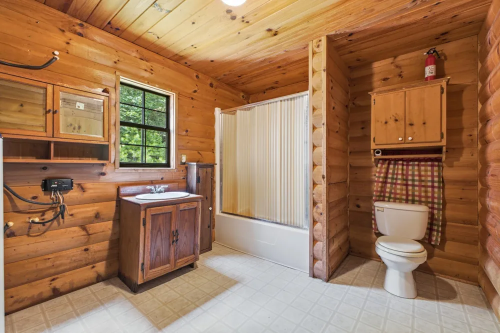 2 Dog Hollow Road Reliance, TN 37369
