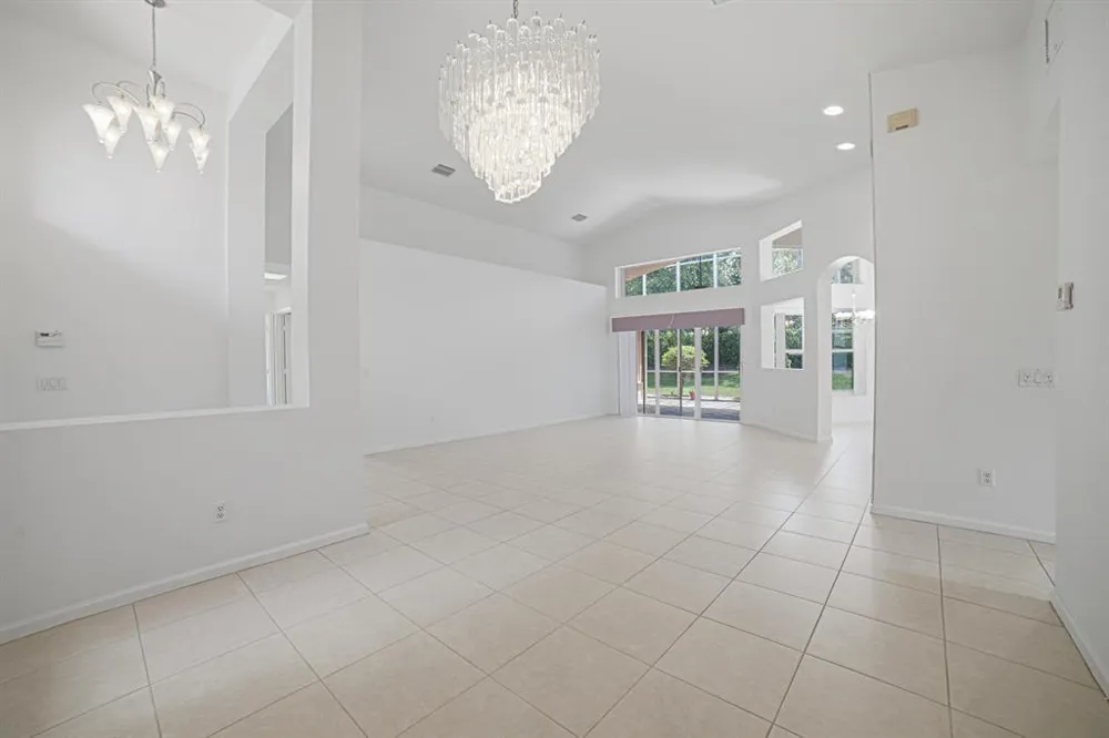 7639 Tarpon Cove Circle Lake Worth, FL 33467