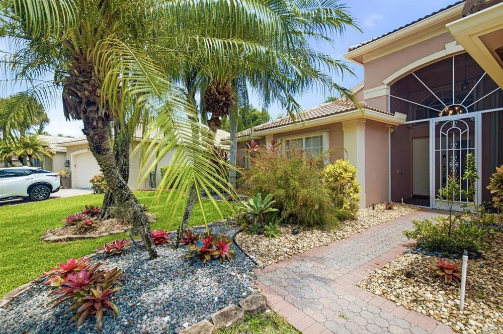 7639 Tarpon Cove Circle Lake Worth, FL 33467