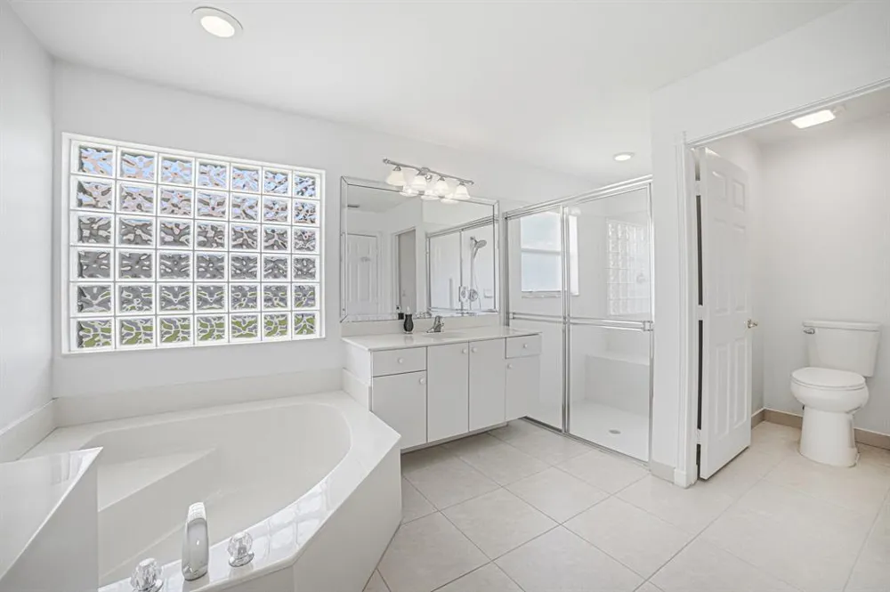 7639 Tarpon Cove Circle Lake Worth, FL 33467