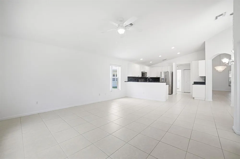 7639 Tarpon Cove Circle Lake Worth, FL 33467