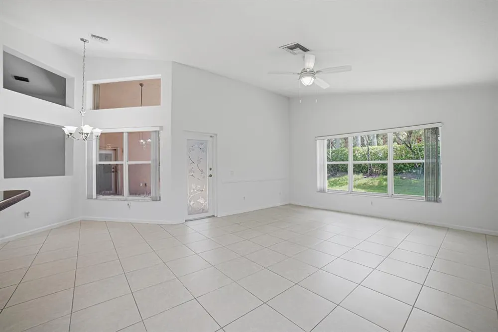 7639 Tarpon Cove Circle Lake Worth, FL 33467
