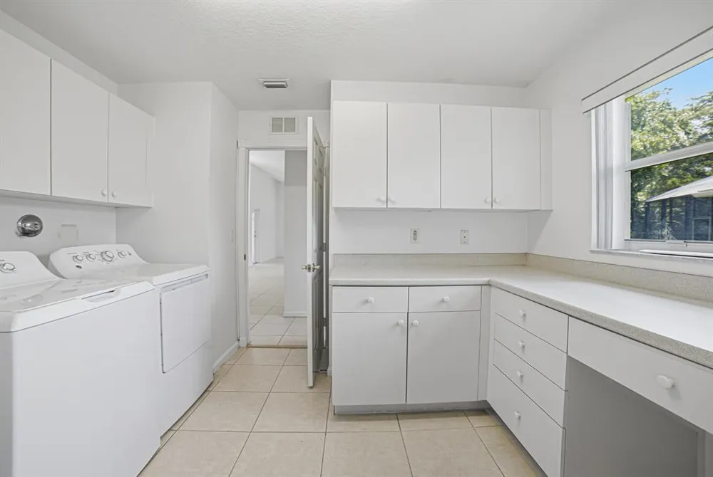 7639 Tarpon Cove Circle Lake Worth, FL 33467