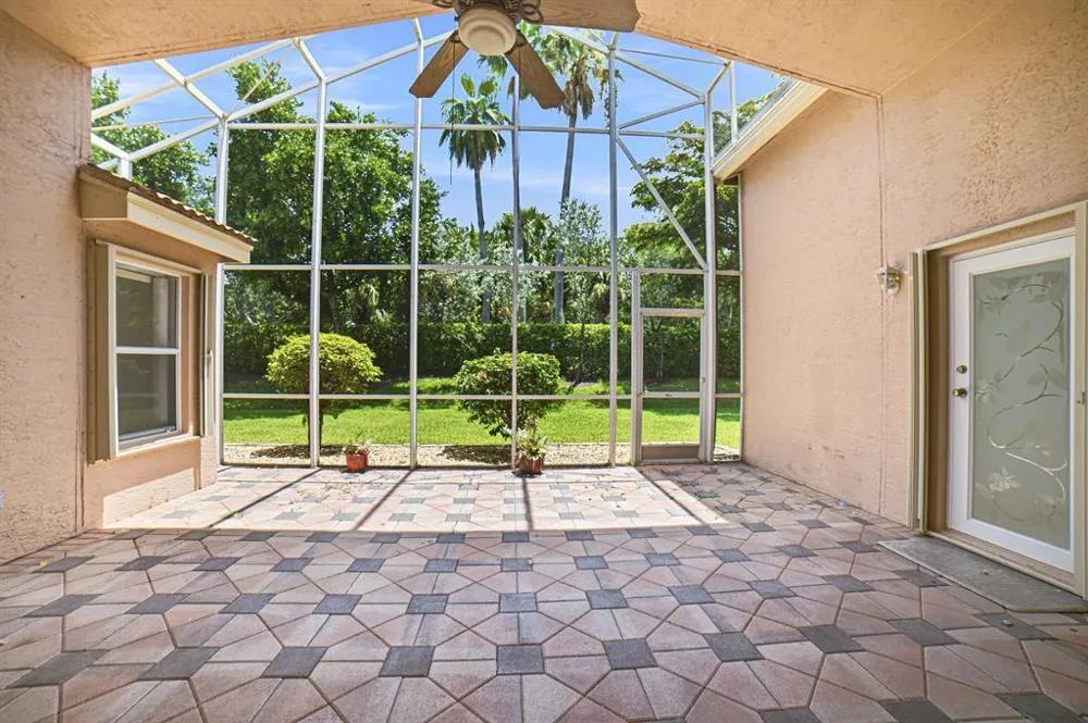 7639 Tarpon Cove Circle Lake Worth, FL 33467