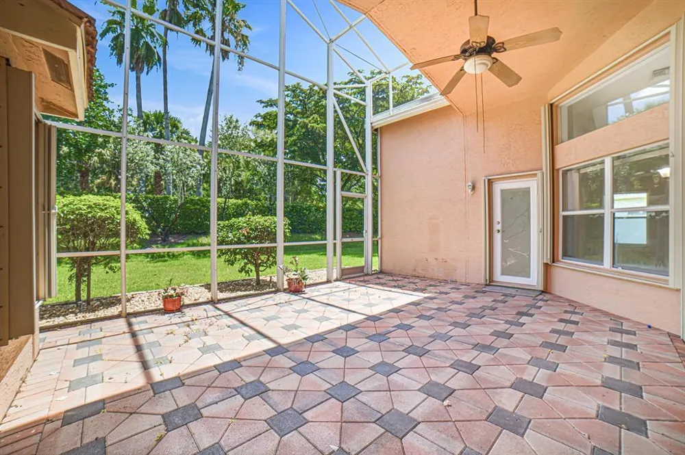 7639 Tarpon Cove Circle Lake Worth, FL 33467
