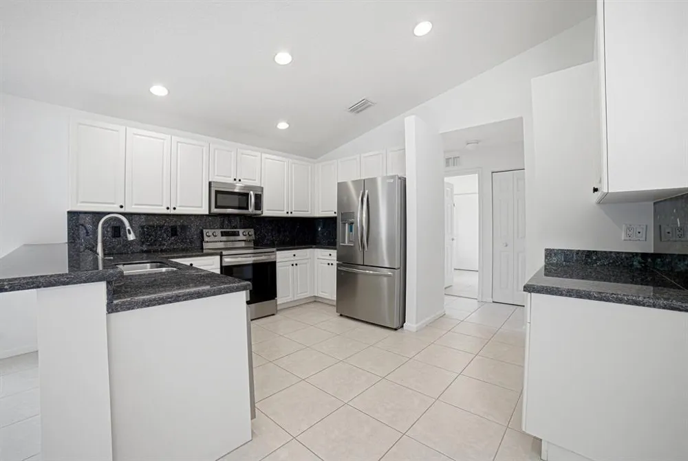7639 Tarpon Cove Circle Lake Worth, FL 33467
