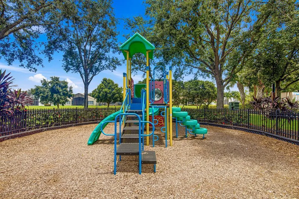 7639 Tarpon Cove Circle Lake Worth, FL 33467