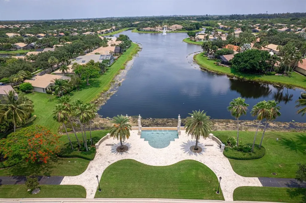 7639 Tarpon Cove Circle Lake Worth, FL 33467