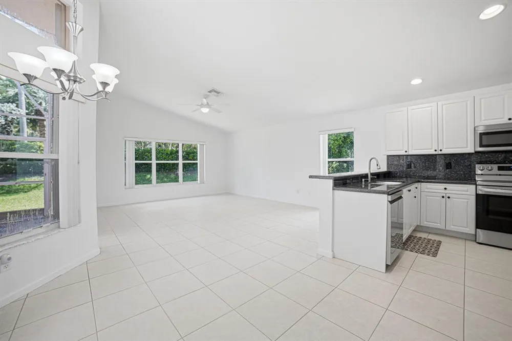 7639 Tarpon Cove Circle Lake Worth, FL 33467