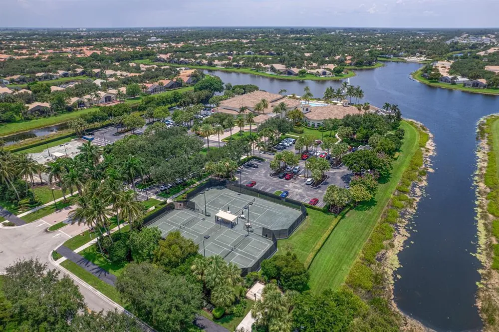 7639 Tarpon Cove Circle Lake Worth, FL 33467