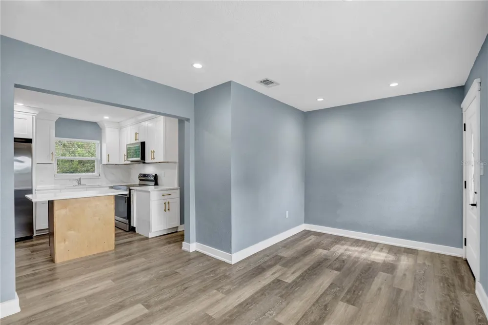 1113 S CENTRAL AVENUE Lakeland, FL 33815