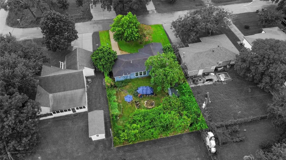 206 Cedar Drive Hitchcock, TX 77563