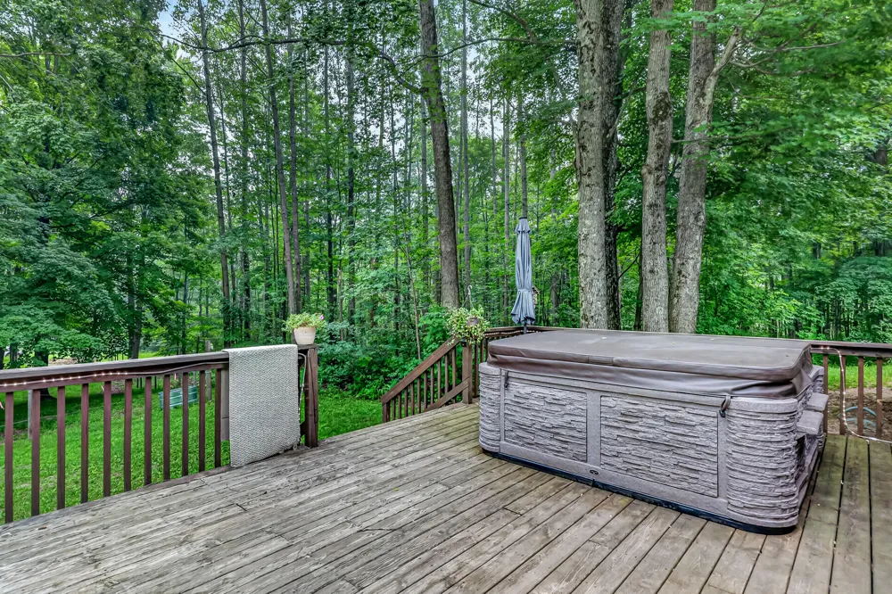 8045 W 16 Mile Troy Township, MI 49309