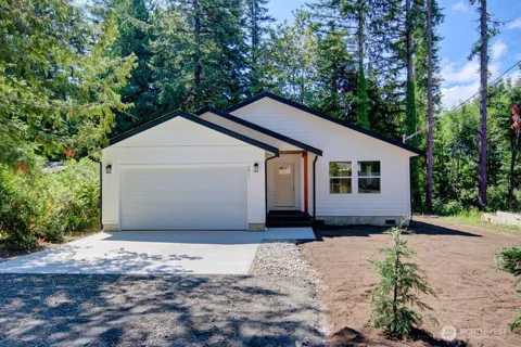 7911 Apache Drive